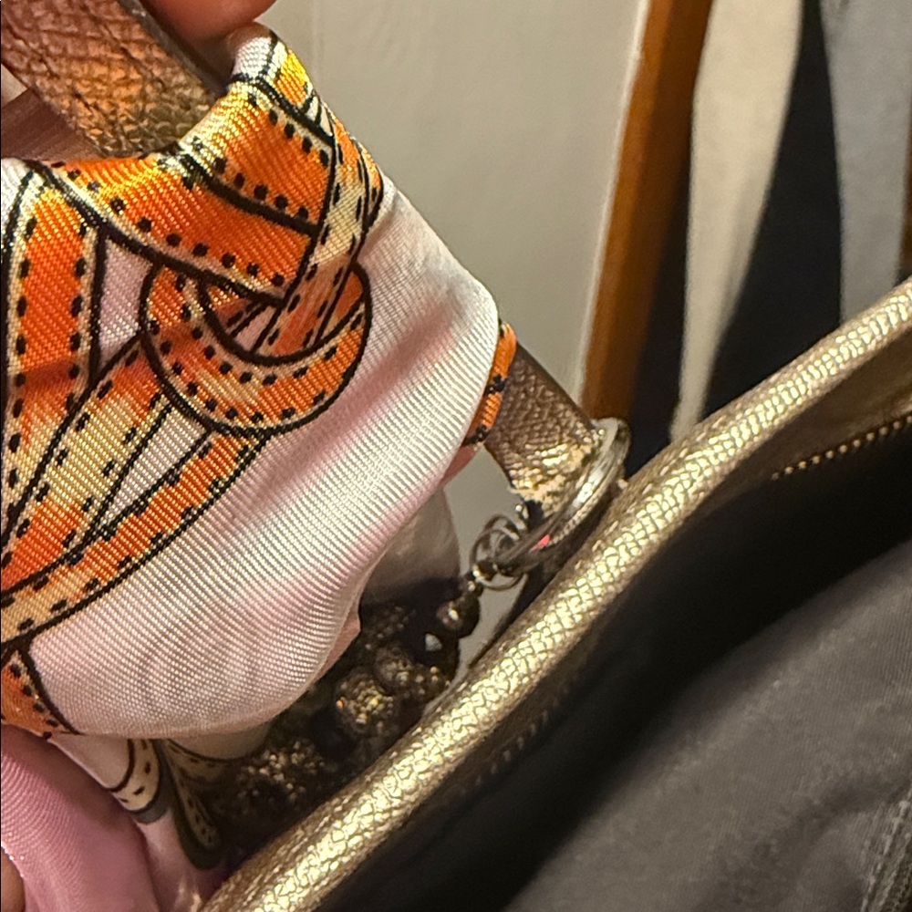 Coach Tan Signature Tote with Pink Scarf n bling chain - Picture 12 of 16
